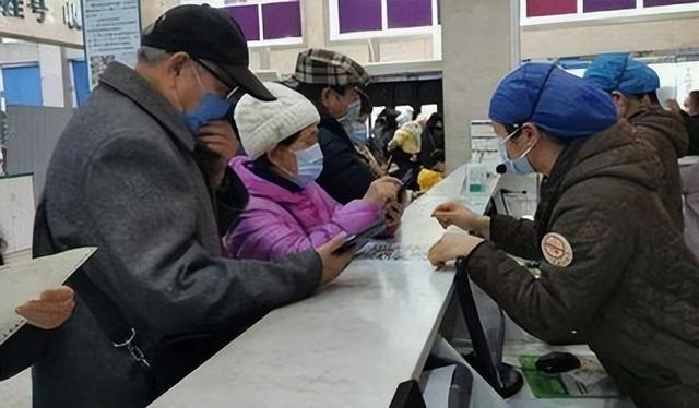 中国将迎来前所未有的死亡高峰，专家得出答案：主要3个因素导致