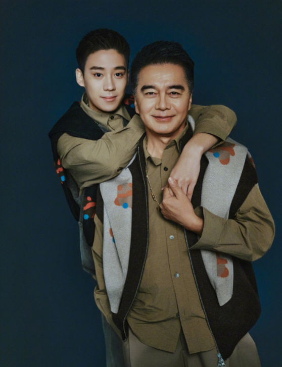 何晴离世3天，才发现她与许亚军儿子名字暗藏深意	，字字都有来头