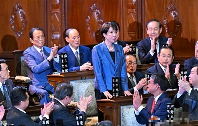 中国最强帮手发话：随时可能对日采取强硬措施	，日本政府乱作一团