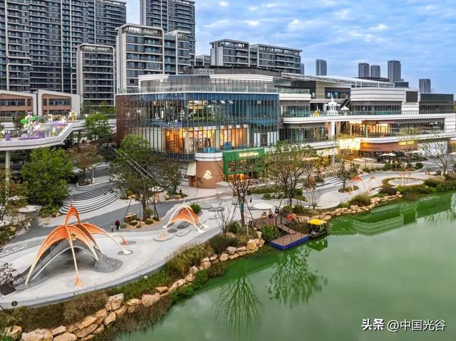 花山河上岸公园一期开街