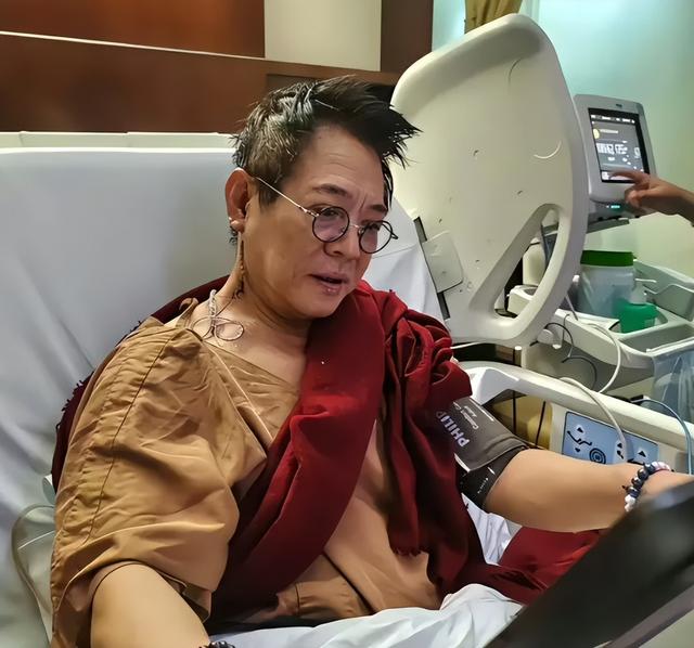 被造谣1个月后，参与香港火灾救援的李连杰	，实现了“口碑暴涨”