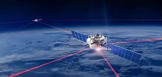 中国向全世界曝光：美国突然对中下手，4400颗卫星围堵中国空间站