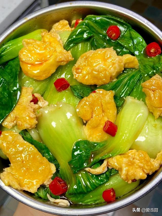 这个菜，越吃肚子越扁，清肠刮油，减肥排毒，建议40岁后常吃