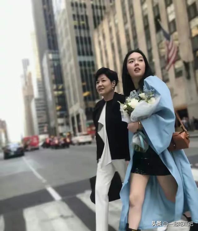 李咏女儿公开恋情！23 岁法图麦晒甜蜜合影，男友家境不俗长相帅气