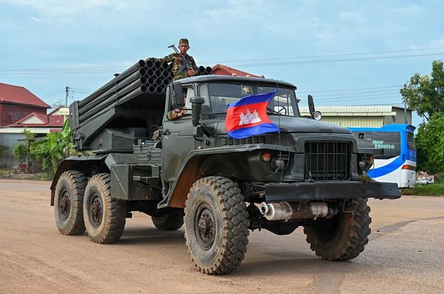 超离谱！泰国给每名阵亡士兵赔30万美金，柬埔寨抚恤金仅两袋大米