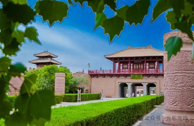 阳关玉门关旅游区风轻云淡正是秋游好时节