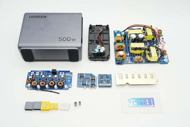 业界首款满血版PD3.1快充，绿联500W氮化镓充电器拆解