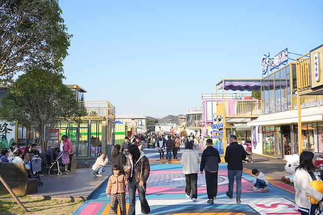 以“高铁速度”链接“诗与远方” 兴义全力做好“山水文章”