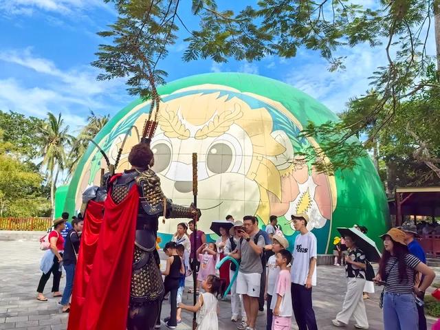 国庆打卡南湾猴岛，机甲美猴王震撼登场！