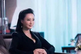 “乳神”王李丹妮：因傲人身材走红，却被渣男利用，现状引人关注图片