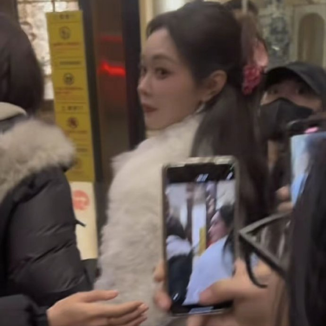 2026央视跨年晚会阵容曝光，看完路透和明星名单，厕所都不敢上了