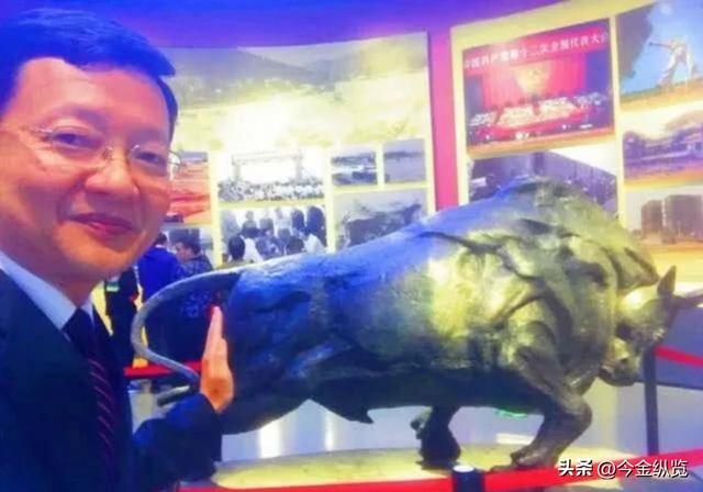 百亿私募女王李蓓	，被流量耽误了？曾靠网红出圈，如今跌下神坛！