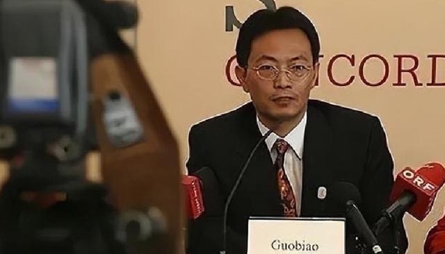 建议把中国分成7个国家，愿为美国战死，北大教授为何口出狂言？