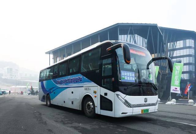 请查收！这有一份至万峰滑雪场的免费冰雪直通车指南