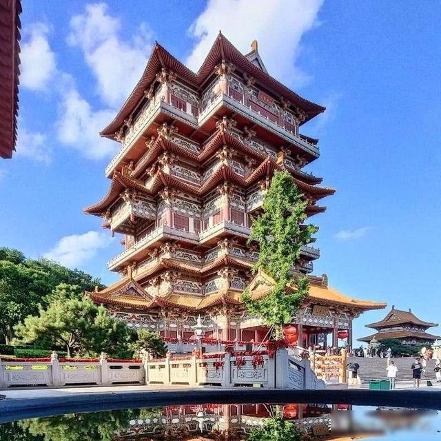 刚从江苏徐州回来，毫不客气的说，徐州就是全国郊区城建天花板！