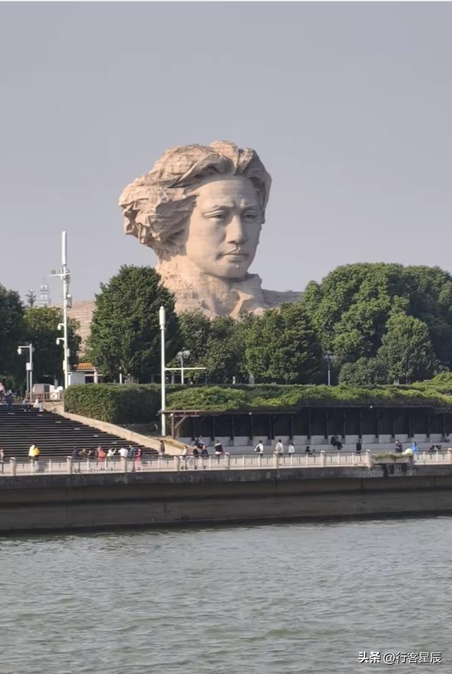 🚩🚩游橘子洲头