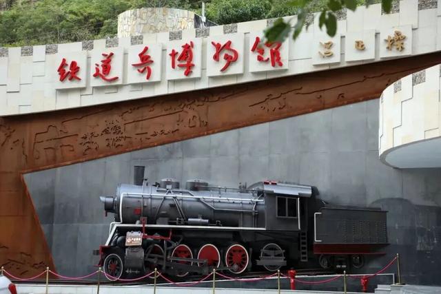 知道小凉山彝乡峡谷有多壮观吗？城巴佬！