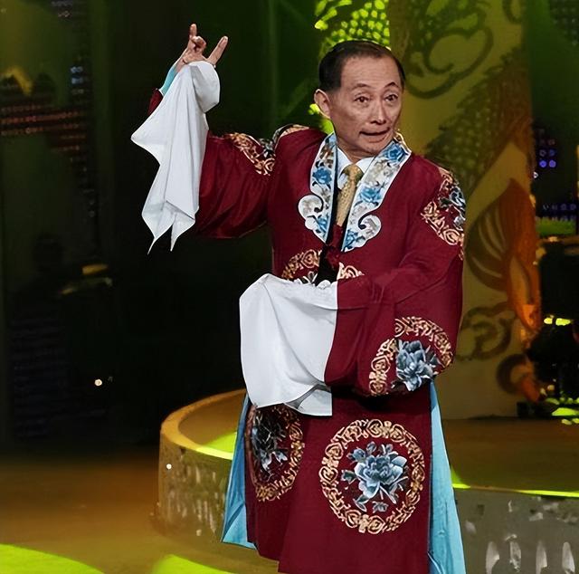 “跳梁小丑”李玉刚跌落神坛，不再被世界宽容，梅葆玖：死不原谅