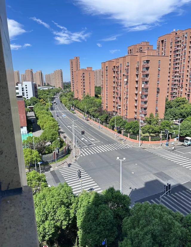 上海最长马路！门牌号从1排到9000+，藏着太多想不到的故事！