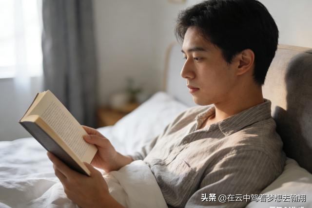 12月20日白羊座桃花运：主动出击，桃花直接撞满怀！