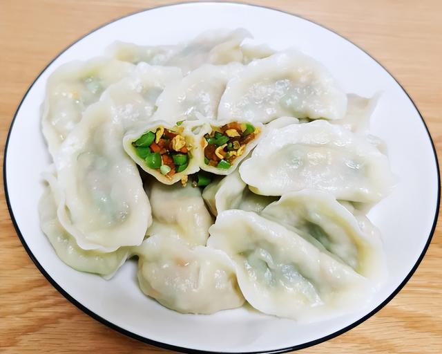 明日入伏，传统要吃饺子，提醒：3馅不上桌，福气不进门，正当季