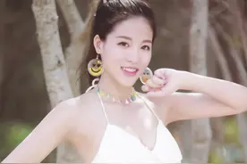 SNH-48孙芮泳装图片