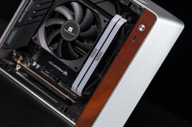 英特尔酷睿Ultra5 230F+铭瑄挑战者H810ITX+乔思伯NV10装机分享！