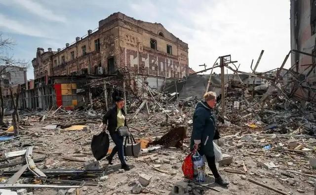 高市早苗拒绝认错，乌克兰派人飞来北京，带来一个中方想要的承诺