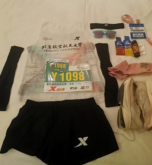 北京航空航天大学：从减肥30斤到800米纪录，她跑出热辣滚烫！