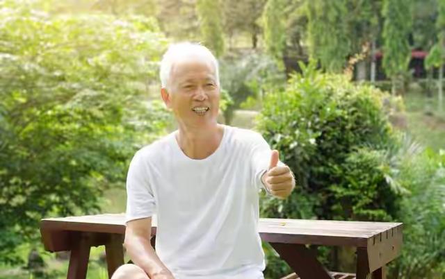 32岁女保姆坦言：做有偿陪床保姆可以，但要满足我3个条件