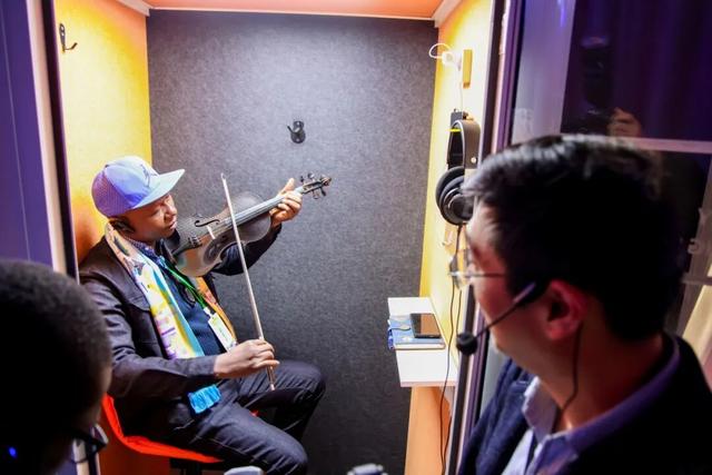 10国非洲媒体人来北京市通州区台湖镇打卡啦！