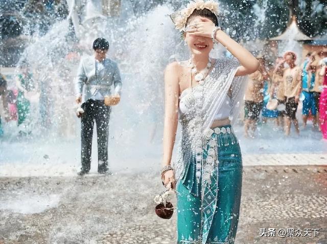 定了！2025广元汤山泼水电音狂欢节，8月1日盛大开启！送门票啦~