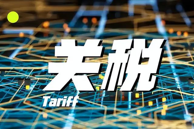 三艘航母剑指中国，特朗普：中国逼我的！话刚说完连摔两架战机