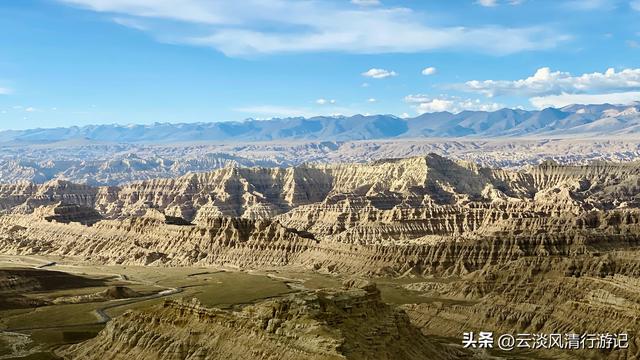 玛琅峡谷，札达土林最佳观赏点之一，有绝佳的日出日落和星空银河
