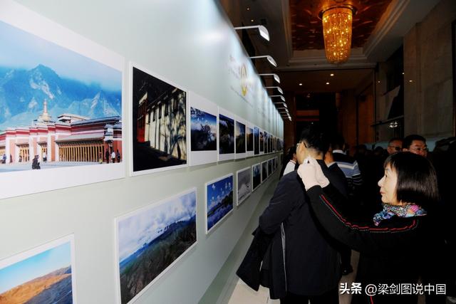 “圣境甘南·心灵之旅”夏河县文旅招商推介暨颁奖典礼在兰州举行