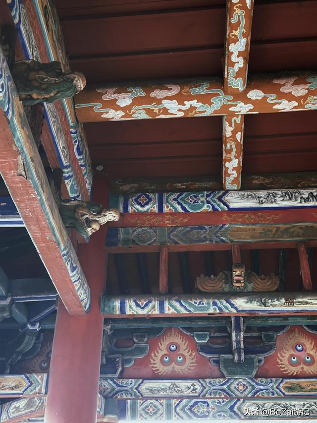 介休乡村封神，500年琉璃镇河楼，小巧却藏大招