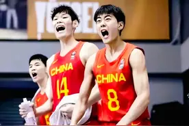 独木难支！李悦洲空砍19+7+3+3 U17中国男篮73-85不敌U17埃及男篮图片