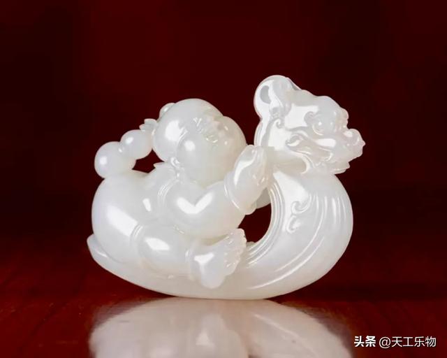 最美和田玉！判断和田籽料的五大黄金标准！