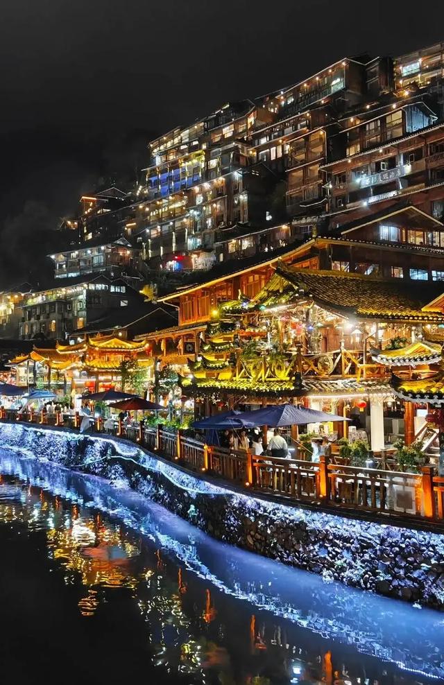 30个5A景区，去个十个合格，去过20个是牛人，全去过了不起！
