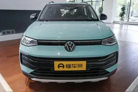 10万级SUV怎么选？上汽大众途岳新锐/卡罗拉锐放！谁更值？图片