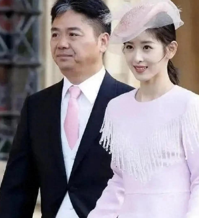 钱多也没什么用？51岁刘强东对大儿子的“亏欠”，至今都难以弥补