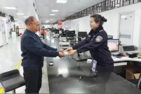 广西河池：这些公安业务可一个窗口办结图片