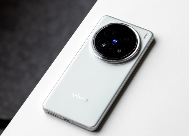 2亿像素！vivo Pro新机曝光：10月份，正式发布！