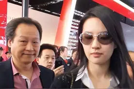 美国国籍 身形臃肿 还没野心的刘亦菲 凭什么长红，真不是因为陈金飞图片