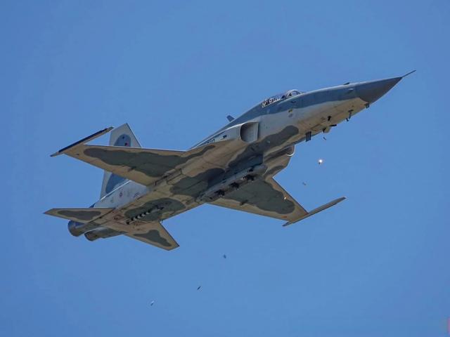 以伊两国恩仇历史：曾经的盟友为何变成如今的死敌？