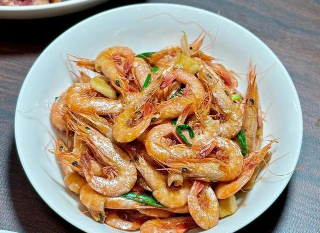 不点外卖的幸福感	，是来自妈妈的一日三餐，一家三口的下饭家常菜