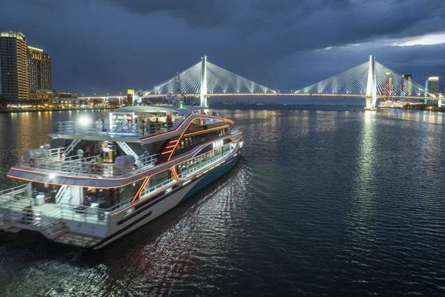 冬日“出海”正当时！海南游艇旅游成冬日度假新宠