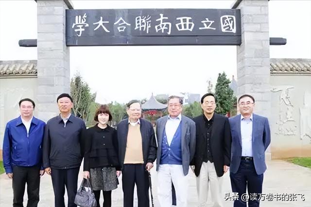 杨振宁的弟弟杨振汉，一查发现，原来他的人生经历也是如此精彩！