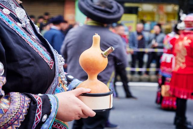 黔东南雷山苗年，载歌载舞，热闹非凡，感受一场流动的非遗盛宴