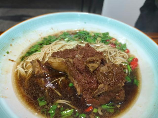 湖州古镇很世俗，也很江南